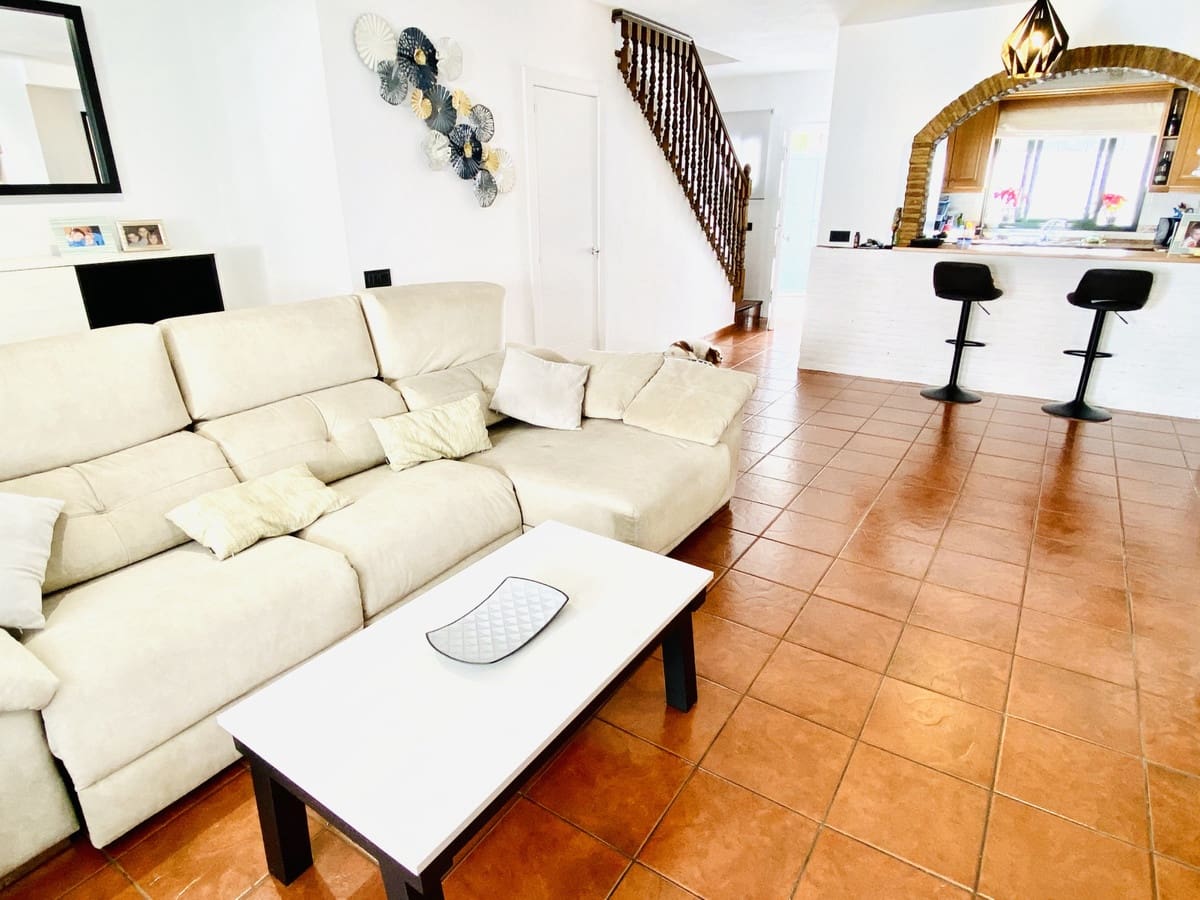 4 soverom Hus til salgs i Benahavis med garasje - € 620 000 (Ref: 8802371)