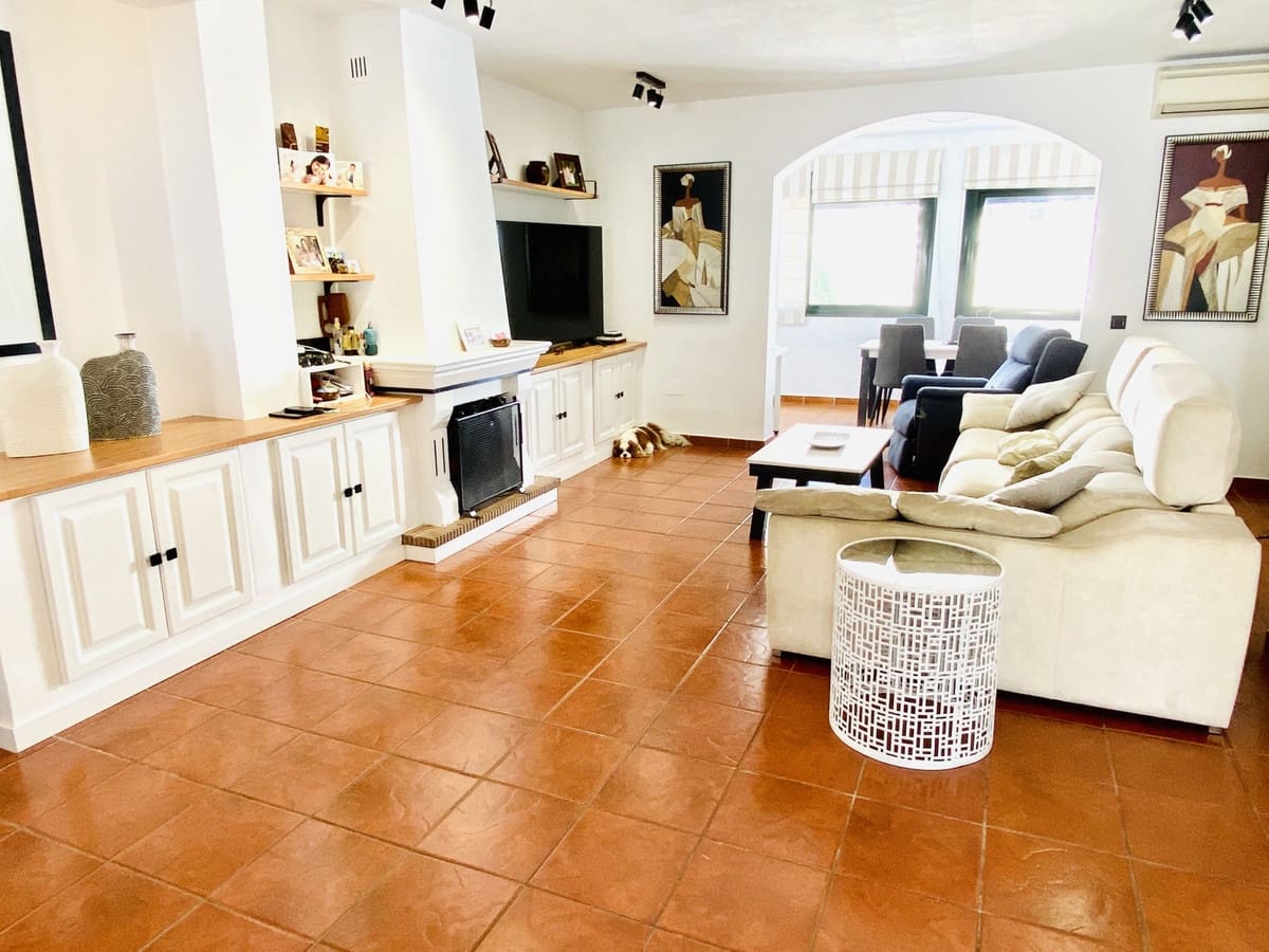 4 soverom Hus til salgs i Benahavis med garasje - € 620 000 (Ref: 8802371)