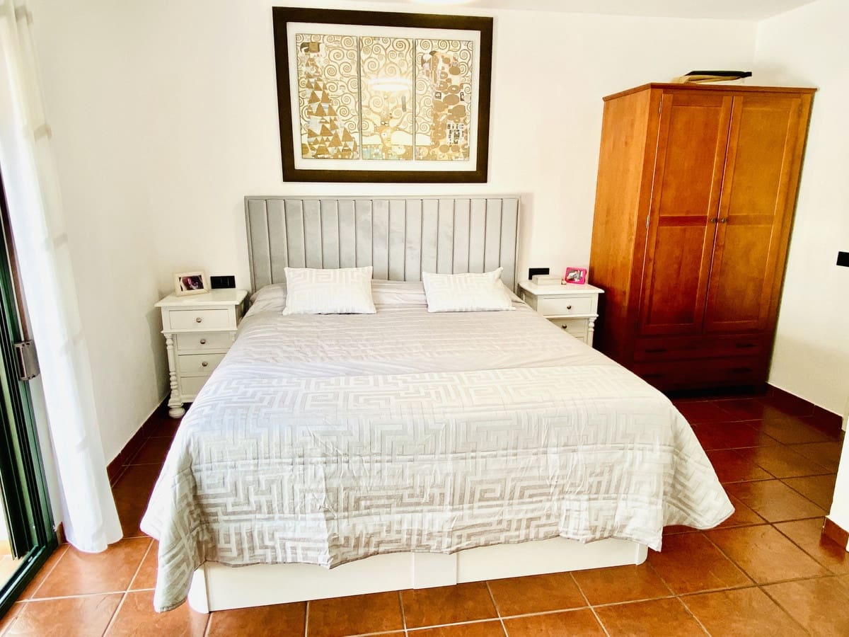 4 soverom Hus til salgs i Benahavis med garasje - € 620 000 (Ref: 8802371)