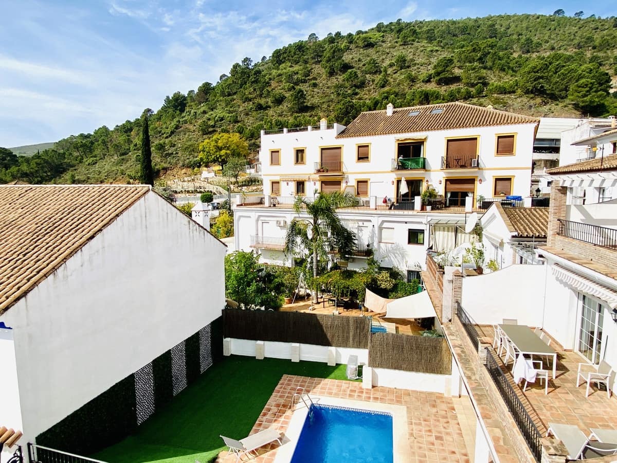 4 soverom Hus til salgs i Benahavis med garasje - € 620 000 (Ref: 8802371)