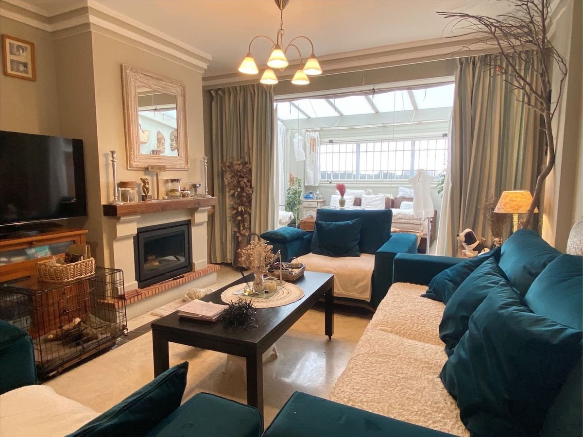 2 soveværelse Lejlighed til salg i Rio Real med swimmingpool garage - € 406.000 (Ref: 8802373)