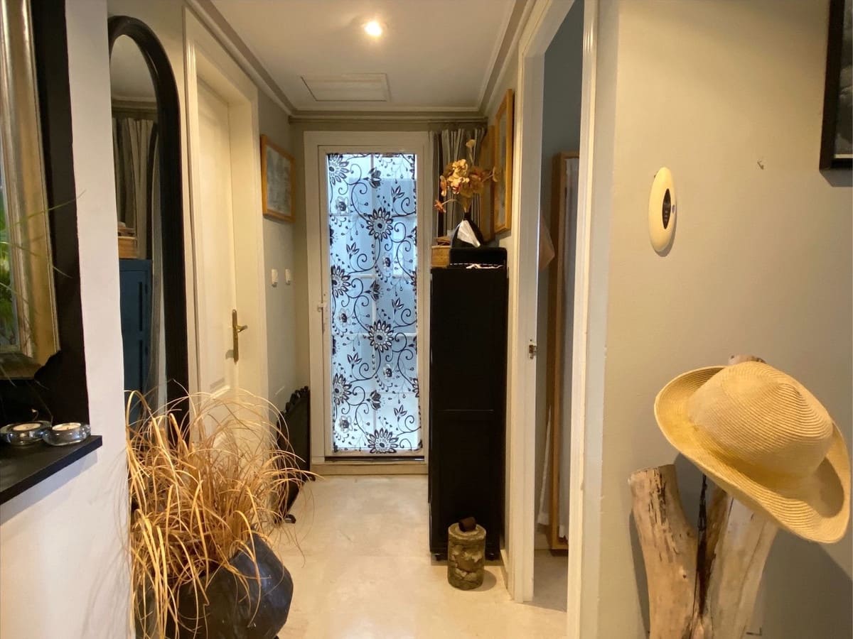 2 bedroom Apartment for sale in Rio Real with pool garage - € 405,000 (Ref: 8802373)