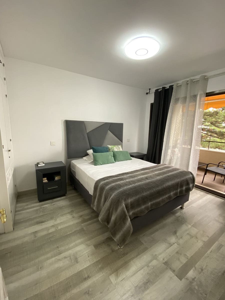 1 sypialnia Apartament na sprzedaż w San Pedro de Alcantara z basenem garażem - 235 000 € (Ref: 8802375)