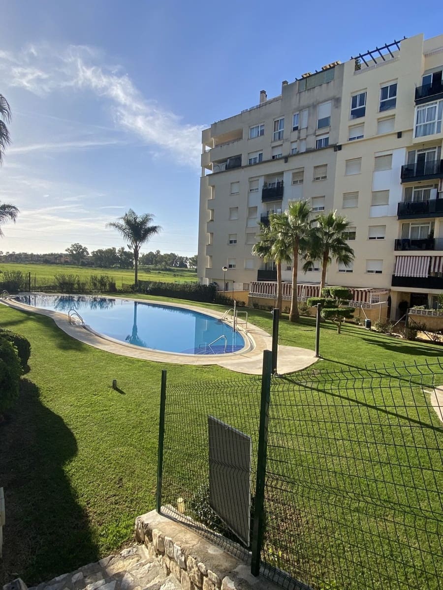 4 soveværelse Lejlighed til salg i Nueva Andalucia med swimmingpool - € 280.000 (Ref: 8802376)