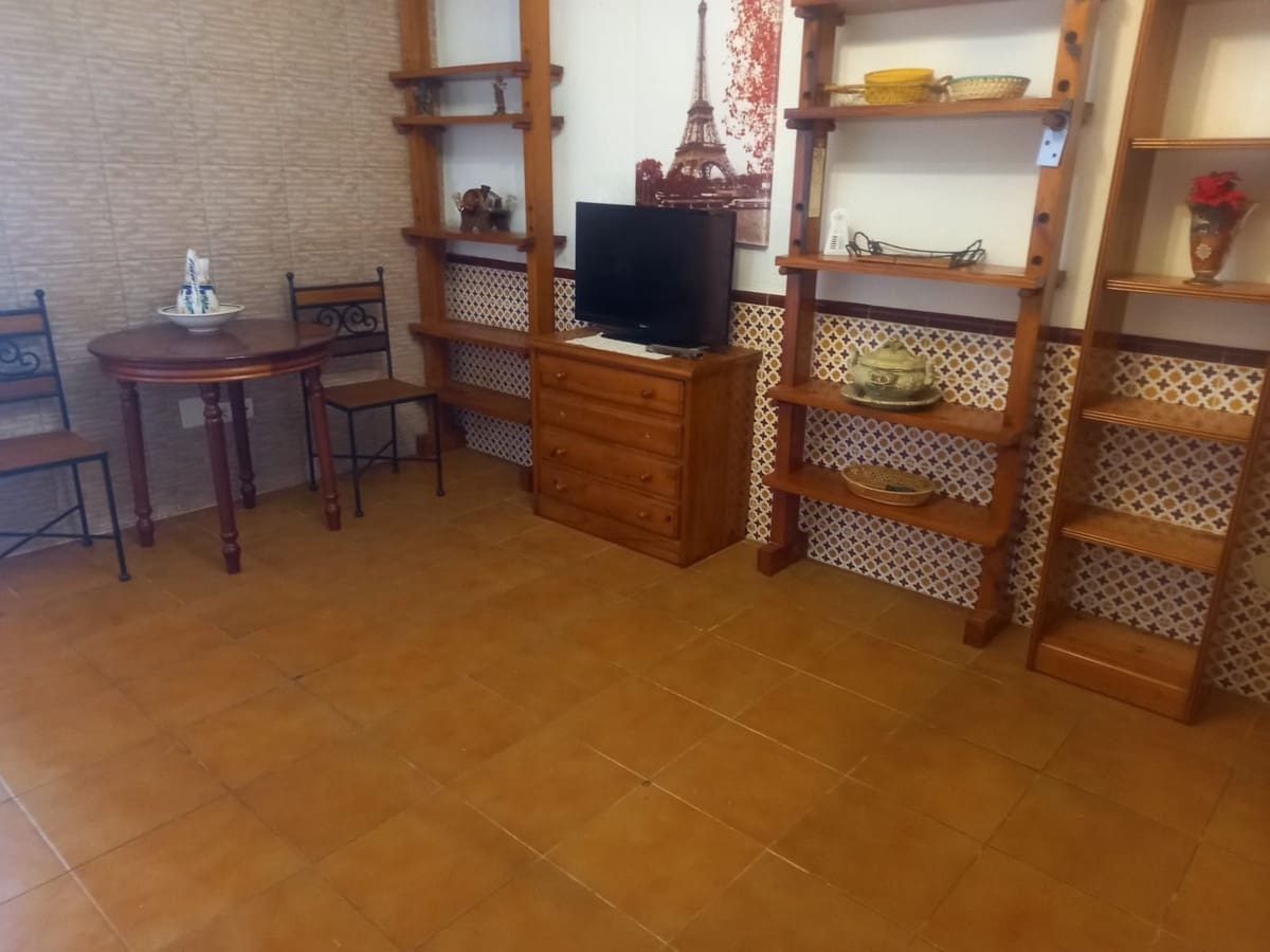Apartament na sprzedaż w Estepona - 169 900 € (Ref: 8928054)