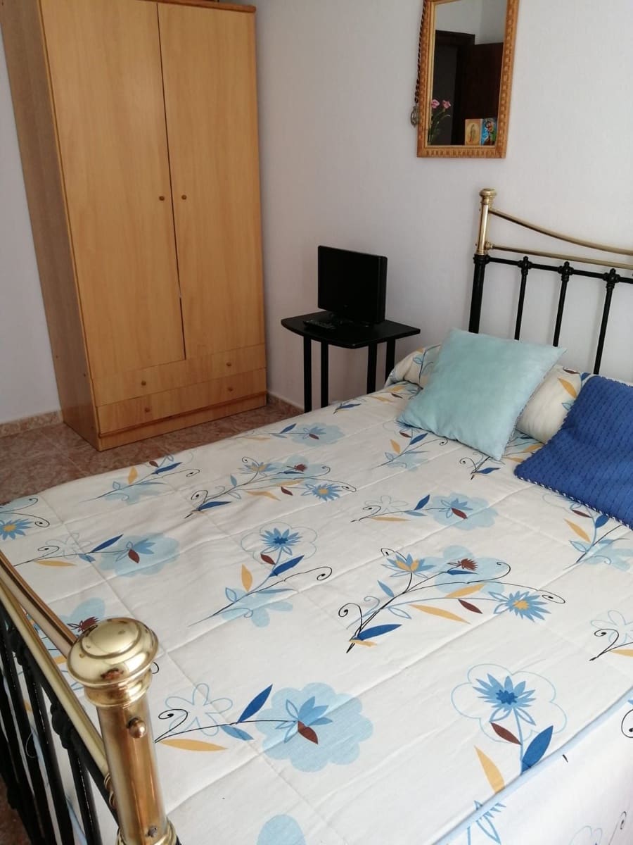 6 bedroom Townhouse for sale in Algodonales with garage - € 226,000 (Ref: 9084924)