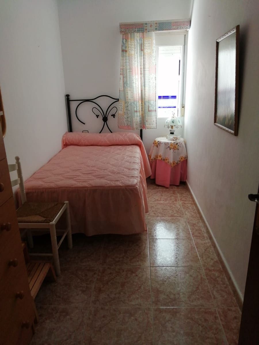 6 bedroom Townhouse for sale in Algodonales with garage - € 226,000 (Ref: 9084924)