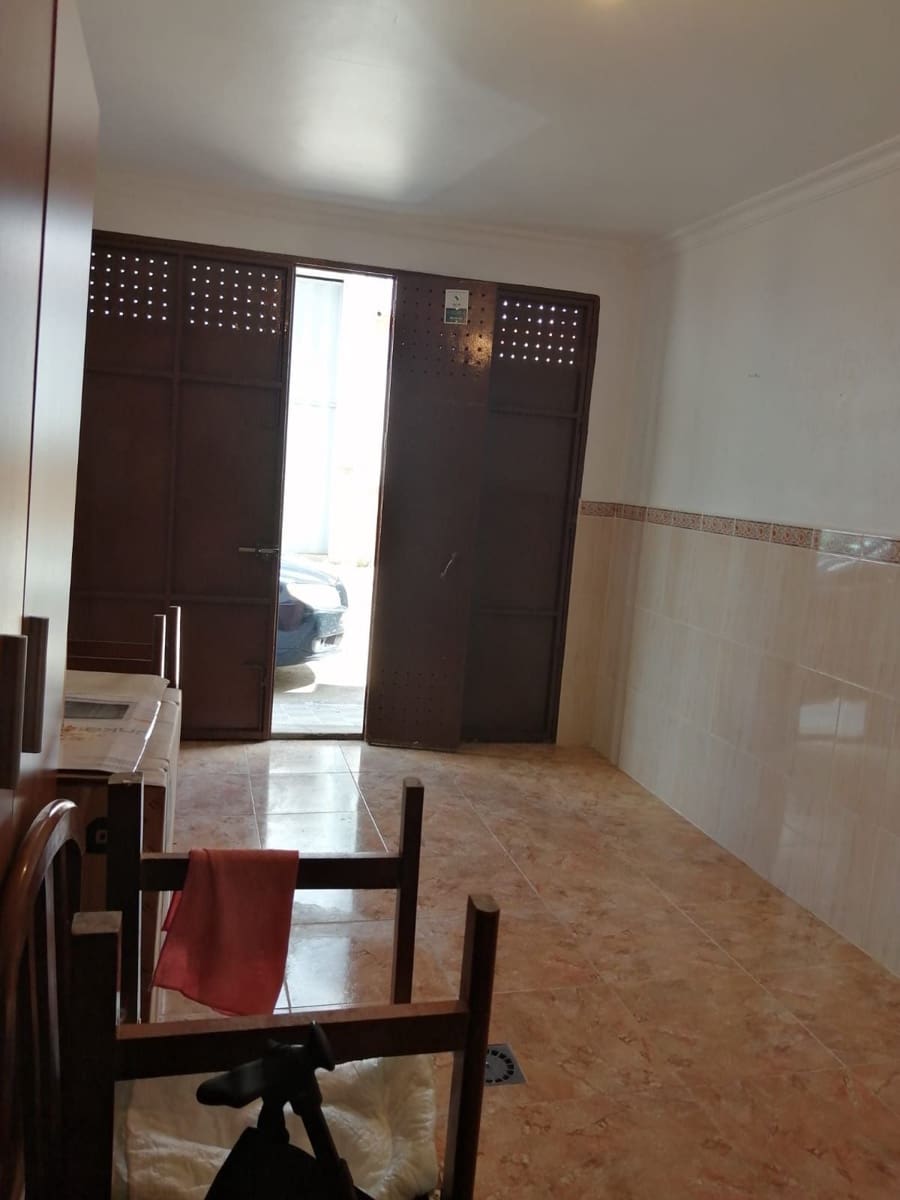 6 bedroom Townhouse for sale in Algodonales with garage - € 226,000 (Ref: 9084924)