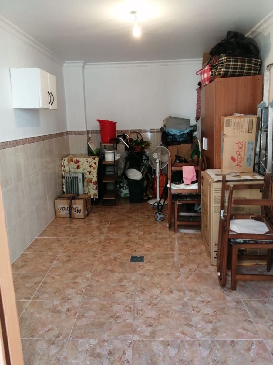 6 bedroom Townhouse for sale in Algodonales with garage - € 226,000 (Ref: 9084924)