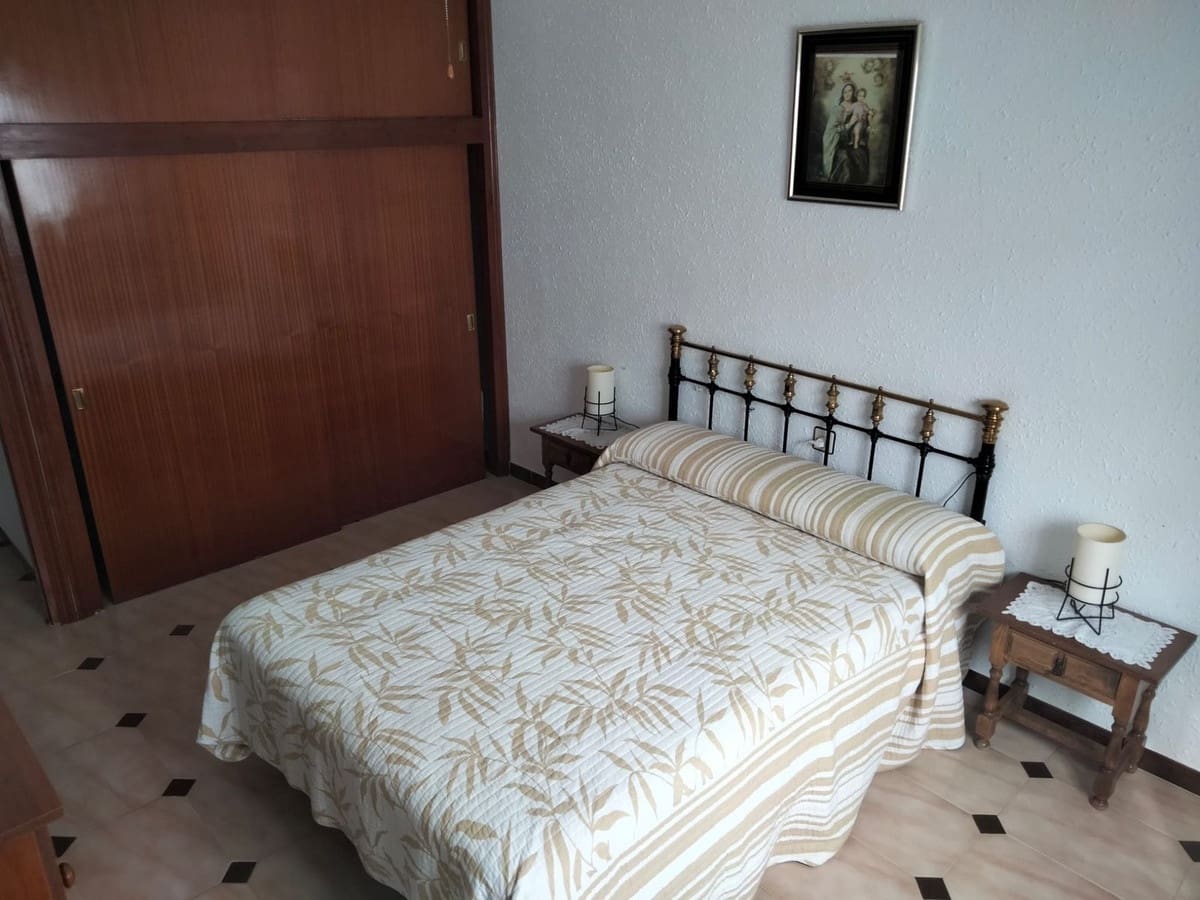 6 bedroom Townhouse for sale in Algodonales with garage - € 226,000 (Ref: 9084924)