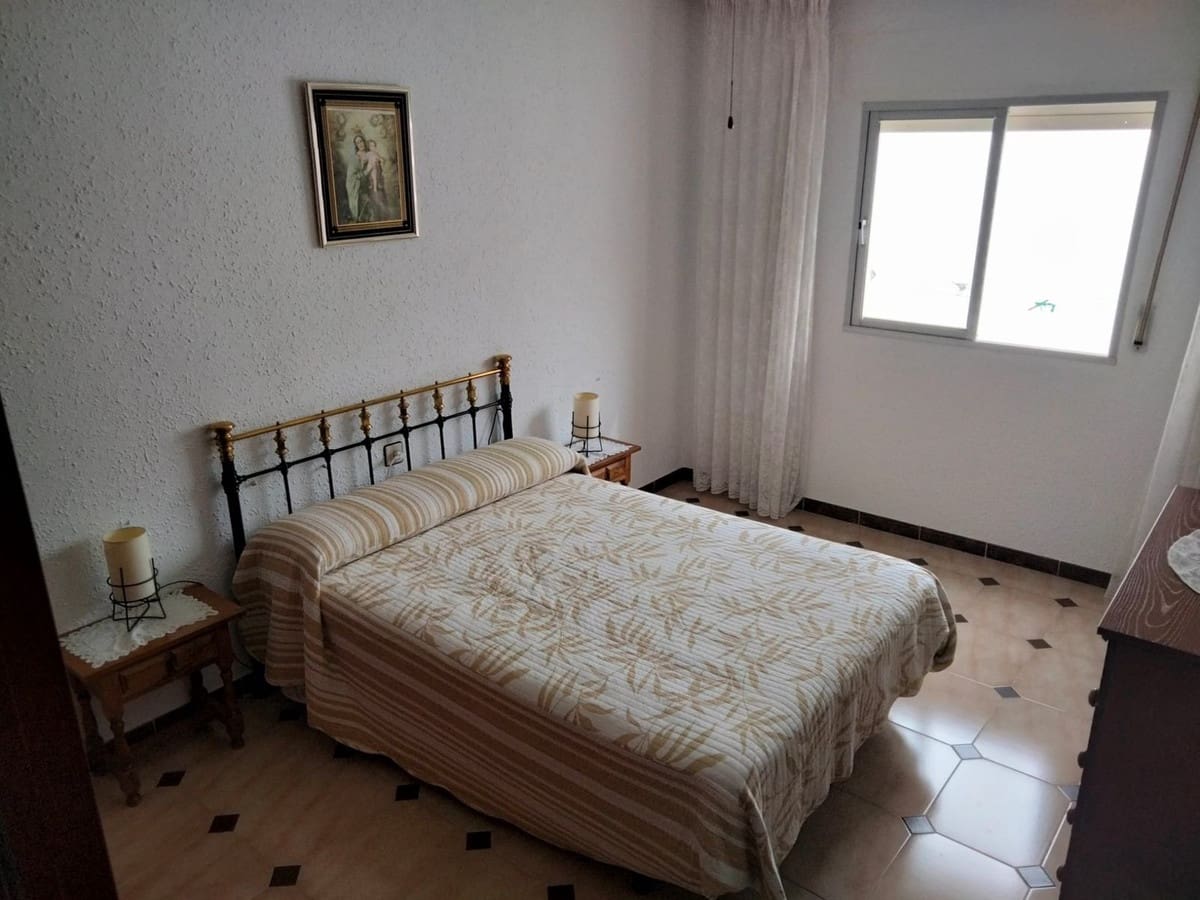 6 bedroom Townhouse for sale in Algodonales with garage - € 226,000 (Ref: 9084924)