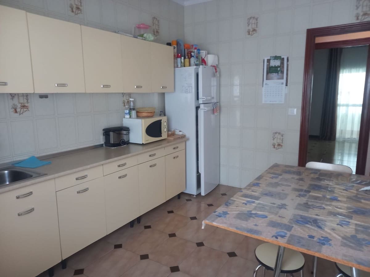 6 bedroom Townhouse for sale in Algodonales with garage - € 226,000 (Ref: 9084924)