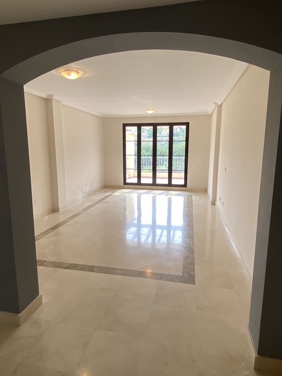 3 soveværelse Penthouse til salg i Benahavis med swimmingpool garage - € 480.000 (Ref: 9101402)