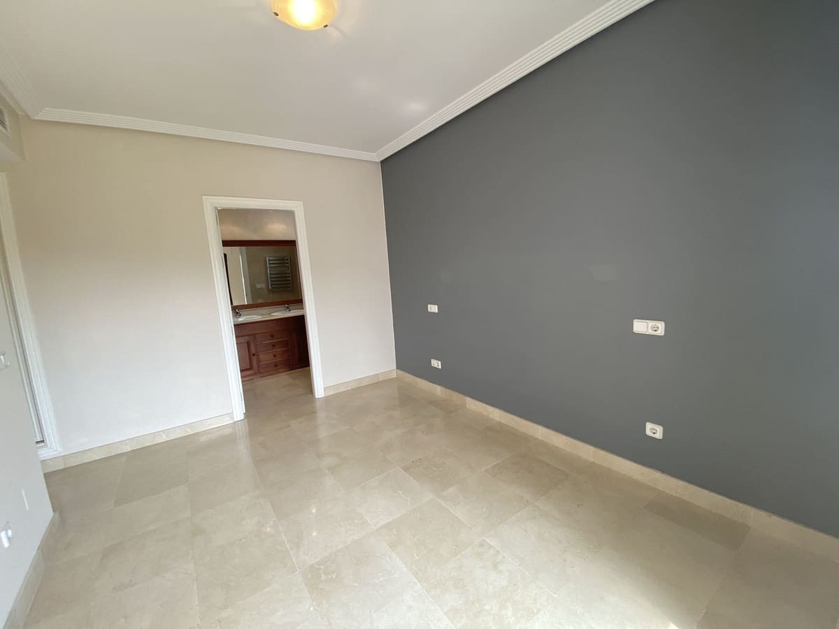 3 soveværelse Penthouse til salg i Benahavis med swimmingpool garage - € 480.000 (Ref: 9101402)