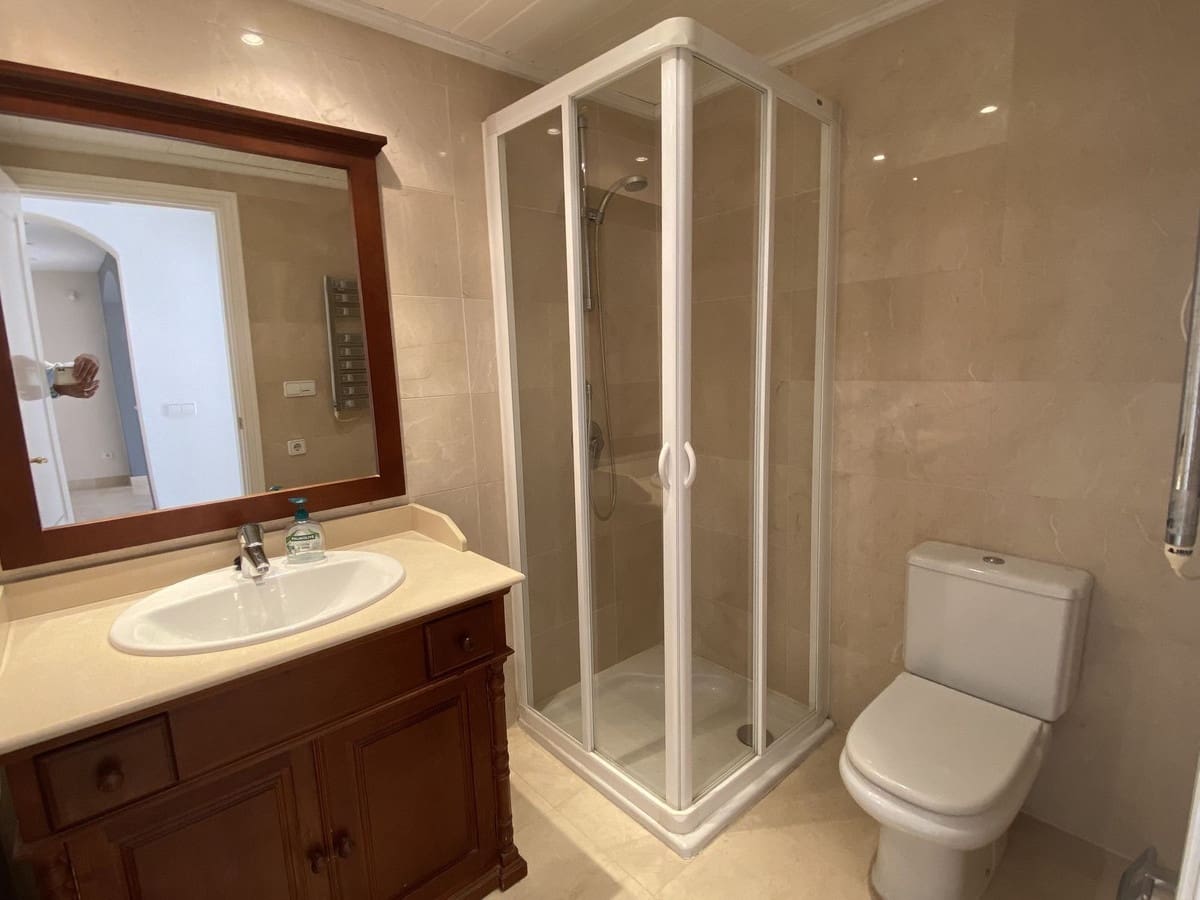 3 soveværelse Penthouse til salg i Benahavis med swimmingpool garage - € 480.000 (Ref: 9101402)