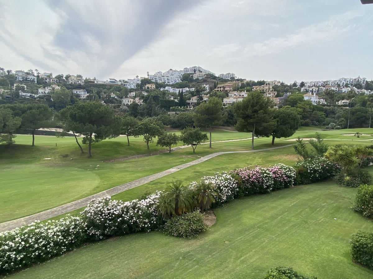 3 soveværelse Penthouse til salg i Benahavis med swimmingpool garage - € 480.000 (Ref: 9101402)