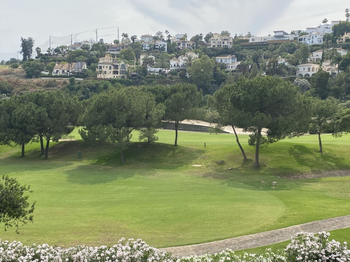 3 soveværelse Penthouse til salg i Benahavis med swimmingpool garage - € 480.000 (Ref: 9101402)