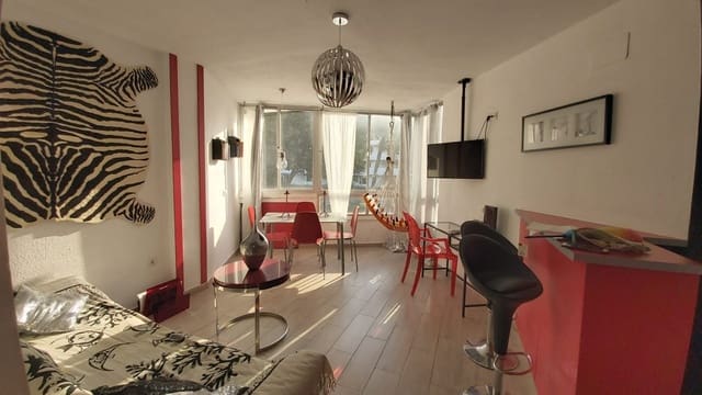 Apartamento de 2 habitaciones en Calahonda, Mijas en venta con piscina - 259.500 € (Ref: 9180430)