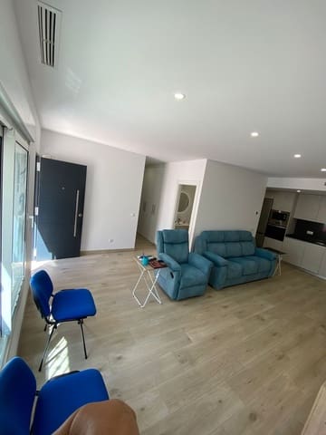 4 sypialnia Apartament na sprzedaż w Puerto de Estepona, Estepona z garażem - 445 000 € (Ref: 9231967)
