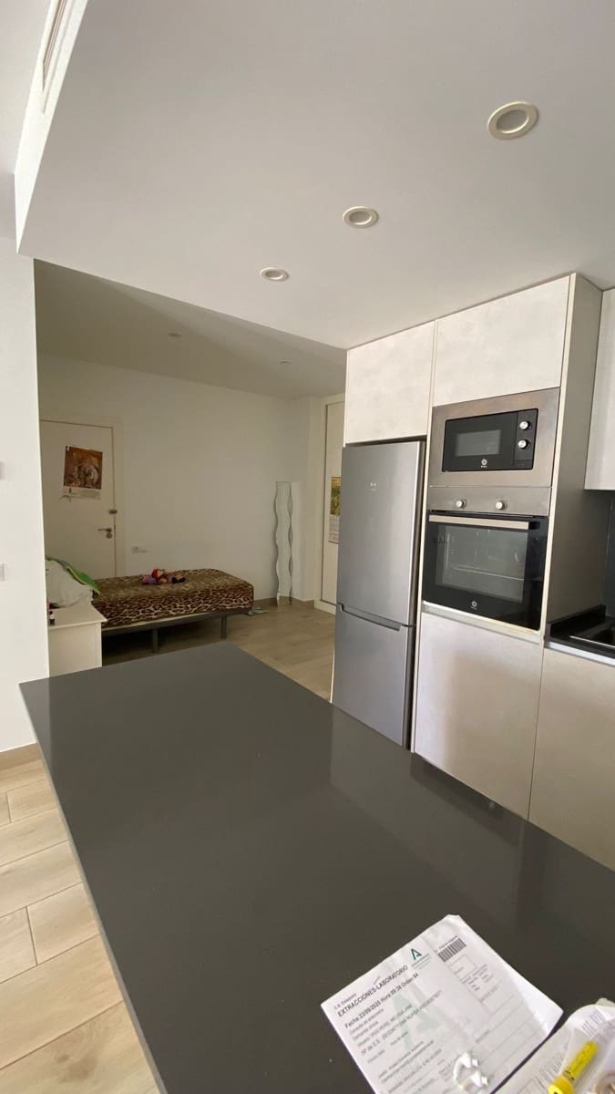 4 soverom Leilighet til salgs i Estepona med garasje - € 430 000 (Ref: 9231967)