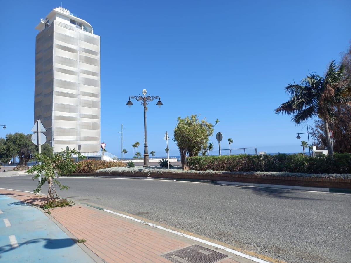 4 soverom Leilighet til salgs i Estepona med garasje - € 430 000 (Ref: 9231967)