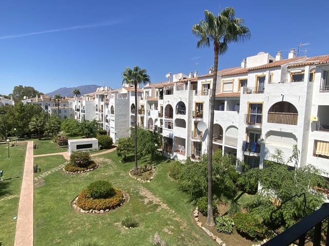 2 soverom Penthouse til salgs i Nueva Atalaya, Estepona med svømmebasseng garasje - € 310 000 (Ref: 9235922)