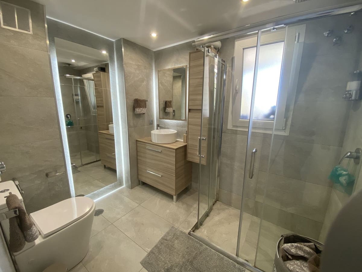 2 Zimmer Penthouse zu verkaufen in New Golden Mile mit Pool Garage - 290.000 € (Ref: 9235922)