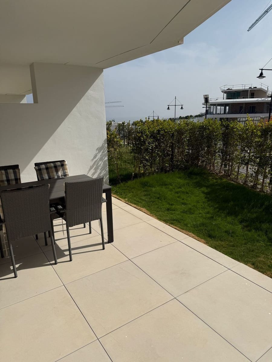 2 soverom Leilighet til salgs i Benalmadena Costa med svømmebasseng garasje - € 559 000 (Ref: 9242352)