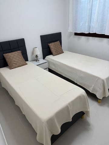 2 slaapkamer Appartement te koop in Benalmadena Costa, Benalmádena met zwembad garage - € 499.000 (Ref: 9242352)