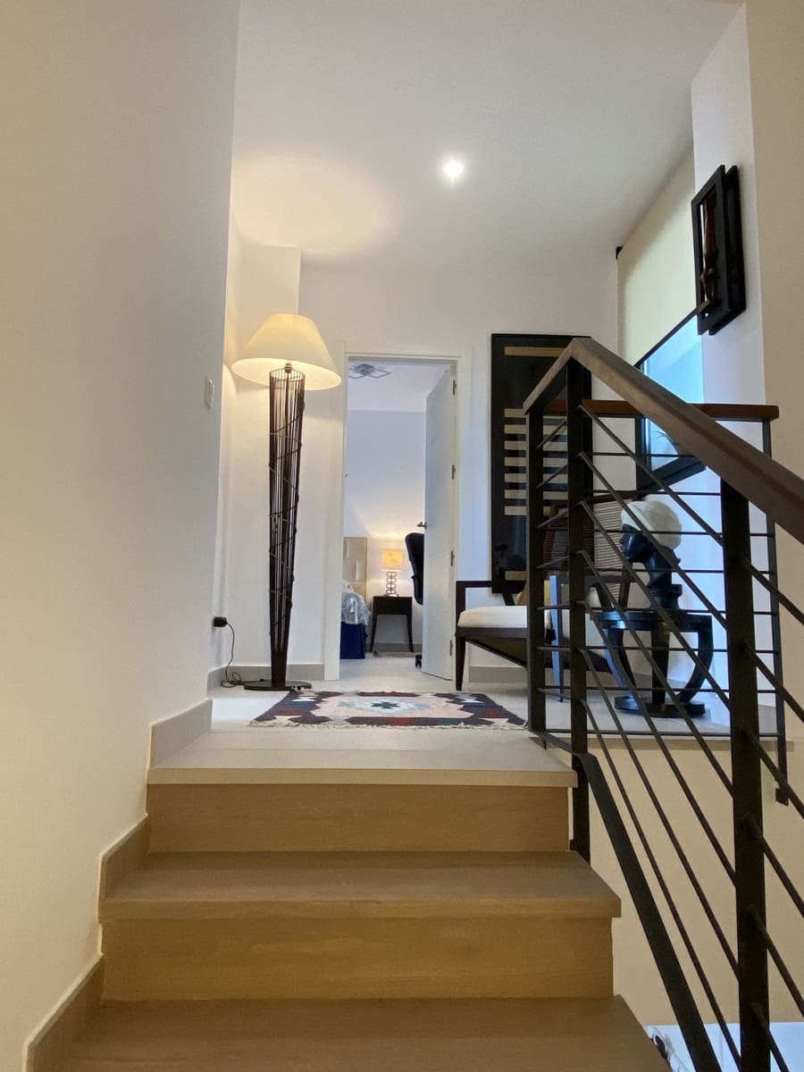 3 sypialnia Apartament na sprzedaż w Bahia de Casares z basenem garażem - 1 195 000 € (Ref: 9352997)