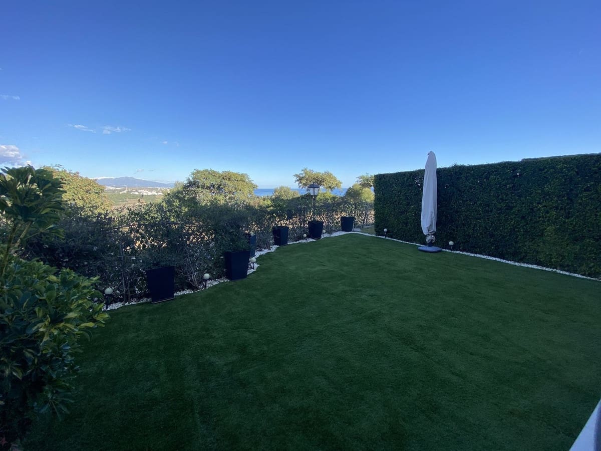 3 bedroom Townhouse for sale in Bahia de Casares with pool garage - € 1,195,000 (Ref: 9352997)