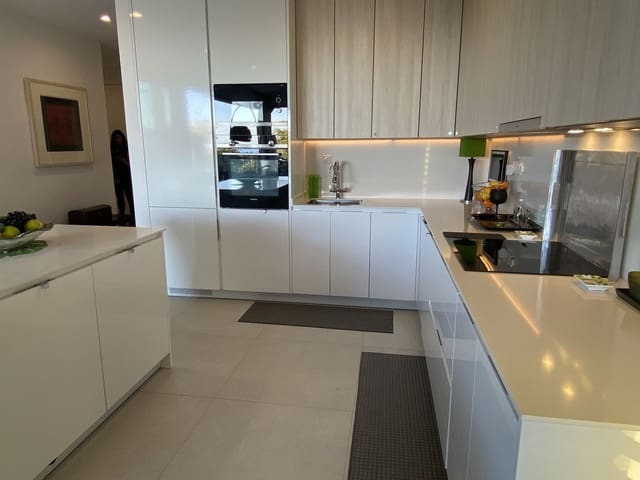 3 slaapkamer Huis te koop in Bahia de Casares, Casares met zwembad garage - € 1.195.000 (Ref: 9352997)