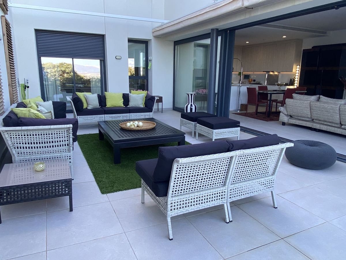 3 sypialnia Dom na sprzedaż w Bahia de Casares z basenem garażem - 1 195 000 € (Ref: 9352997)