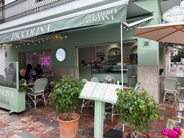 Restaurant/Bar for sale in San Pedro de Alcántara Pueblo, Marbella - € 55,000 (Ref: 9369196)