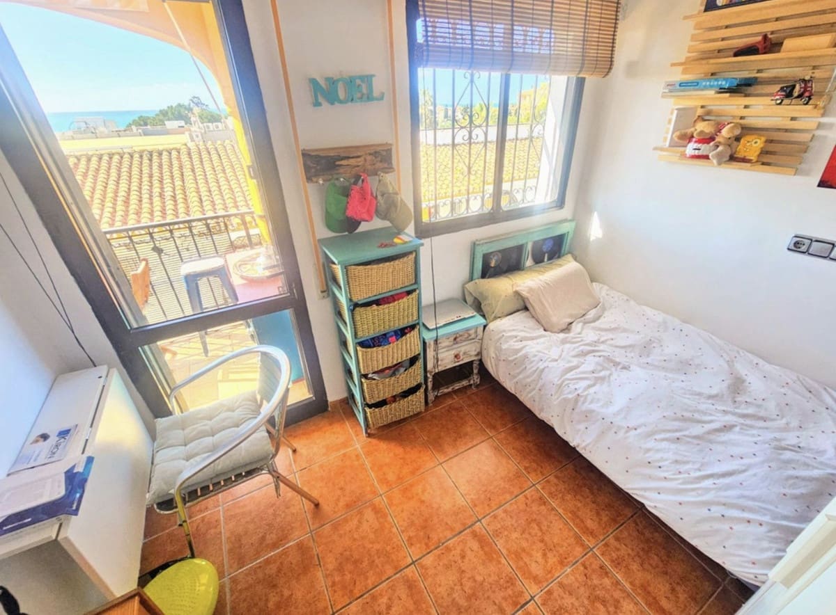 2 bedroom Apartment for sale in Riviera del Sol with pool - € 240,000 (Ref: 9374845)