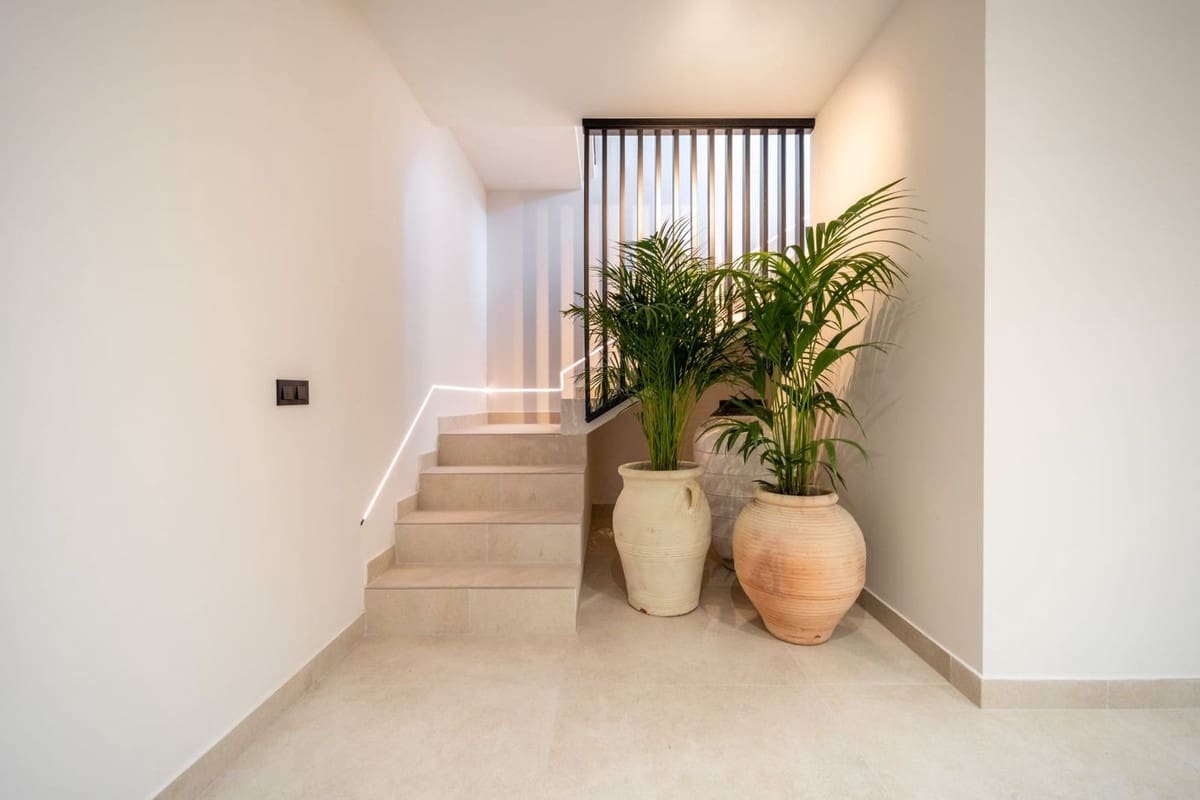 5 chambre Villa/Maison à vendre à La Cala de Mijas avec piscine garage - 2 295 000 € (Ref: 9392058)