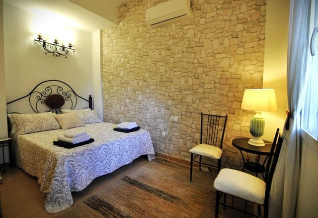 Chalet de 4 habitaciones en Mijas Costa, Mijas en venta con garaje - 1.795.000 € (Ref: 9399992)