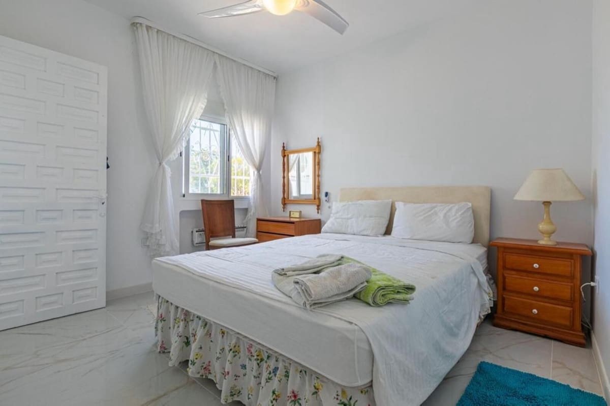 3 camera da letto Villa da affittare in Marbella con piscina garage - 4.000 € (Rif: 9402919)