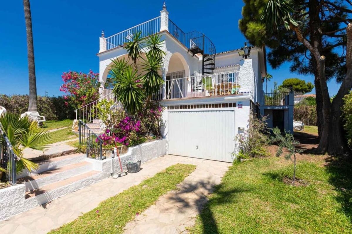 3 camera da letto Villa da affittare in Marbella con piscina garage - 4.000 € (Rif: 9402919)