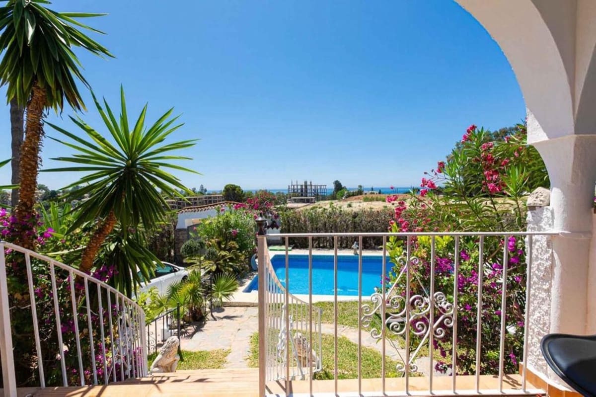 3 camera da letto Villa da affittare in Marbella con piscina garage - 4.000 € (Rif: 9402919)