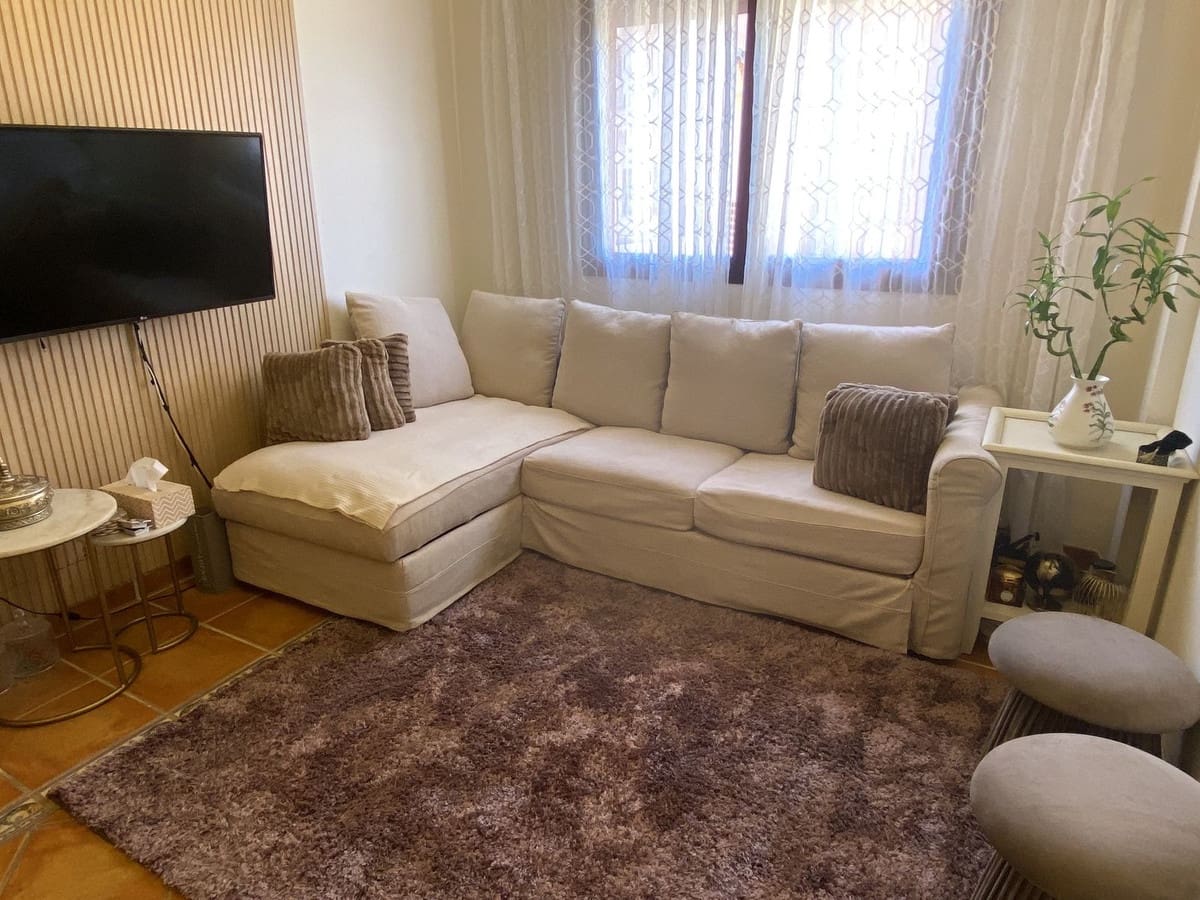 1 soverom Leilighet til salgs i Benahavis med svømmebasseng garasje - € 260 000 (Ref: 9405777)