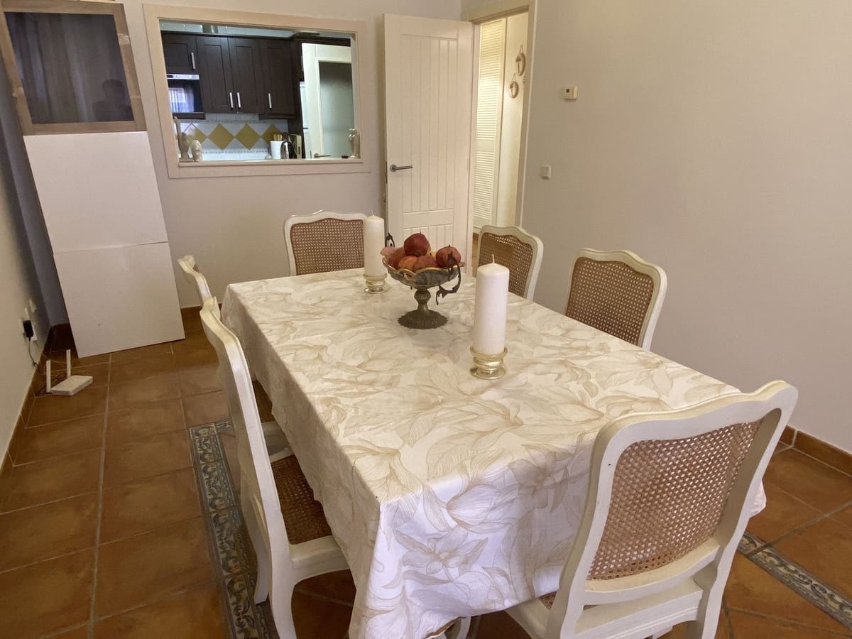 1 soverom Leilighet til salgs i Benahavis med svømmebasseng garasje - € 260 000 (Ref: 9405777)