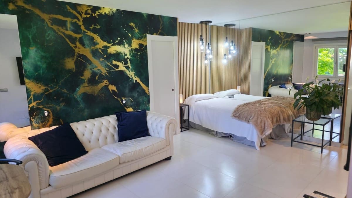 4 soveværelse Villa til salg i Calahonda med swimmingpool garage - € 899.000 (Ref: 9444035)