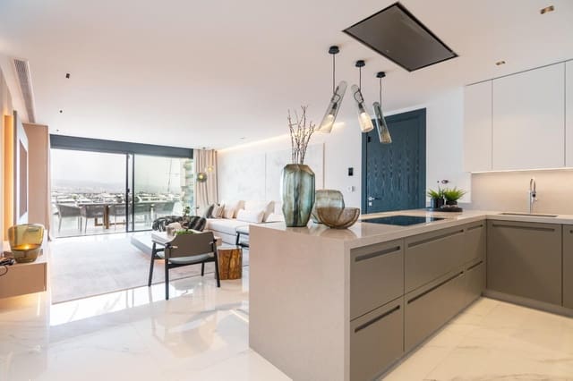 3 soveværelse Strandlejlighed til leje i Puerto Banus, Marbella med garage - € 9.500 (Ref: 9508041)