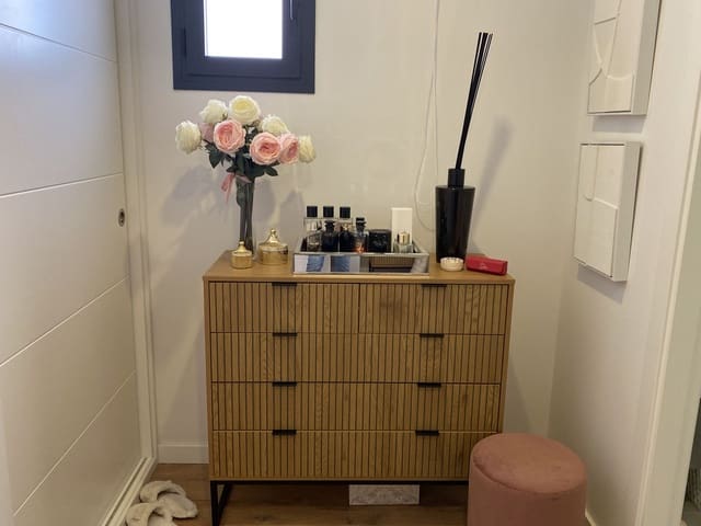 2 Zimmer Strandapartment zu verkaufen in Puerto de Estepona, Estepona mit Pool Garage - 689.000 € (Ref: 9558985)