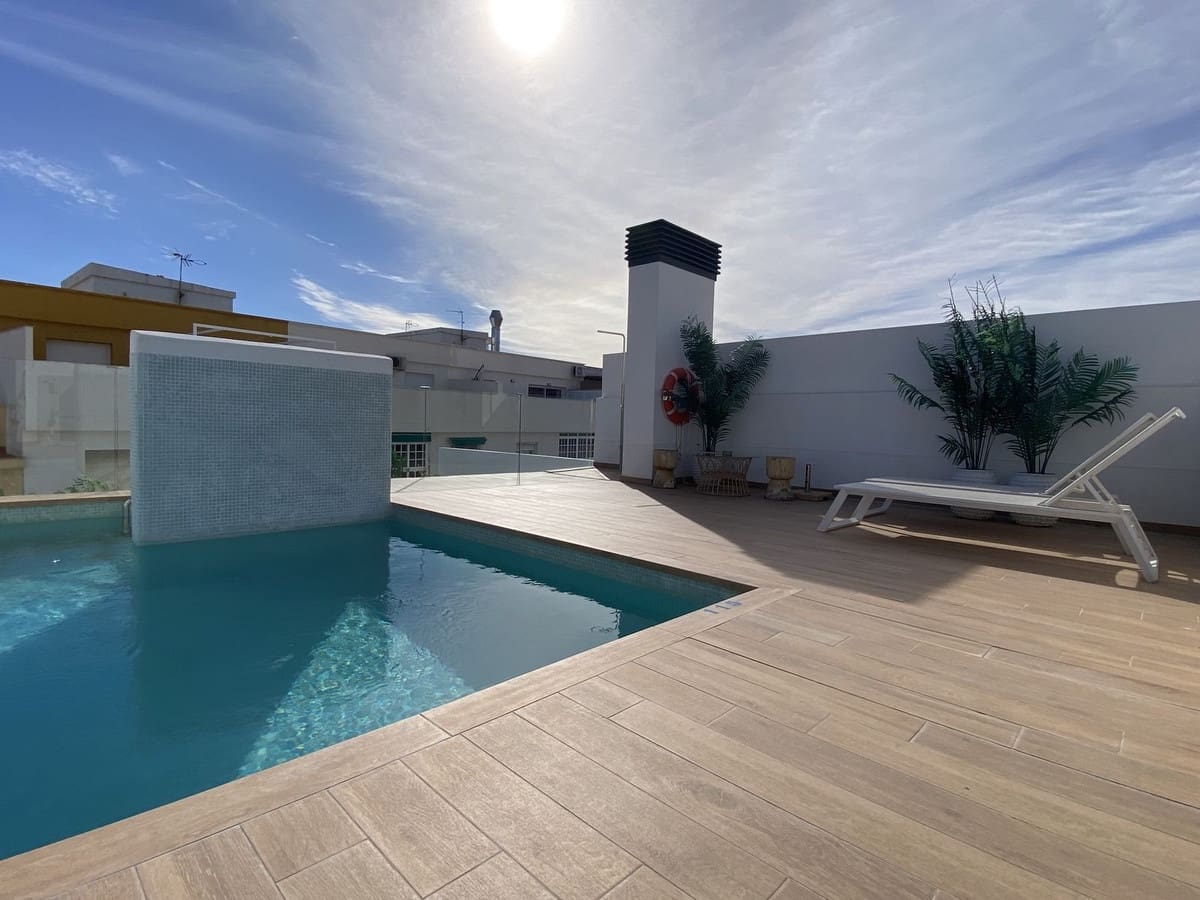 2 camera da letto Appartamento sulla Spiaggia in vendita in Estepona con piscina garage - 645.000 € (Rif: 9558985)