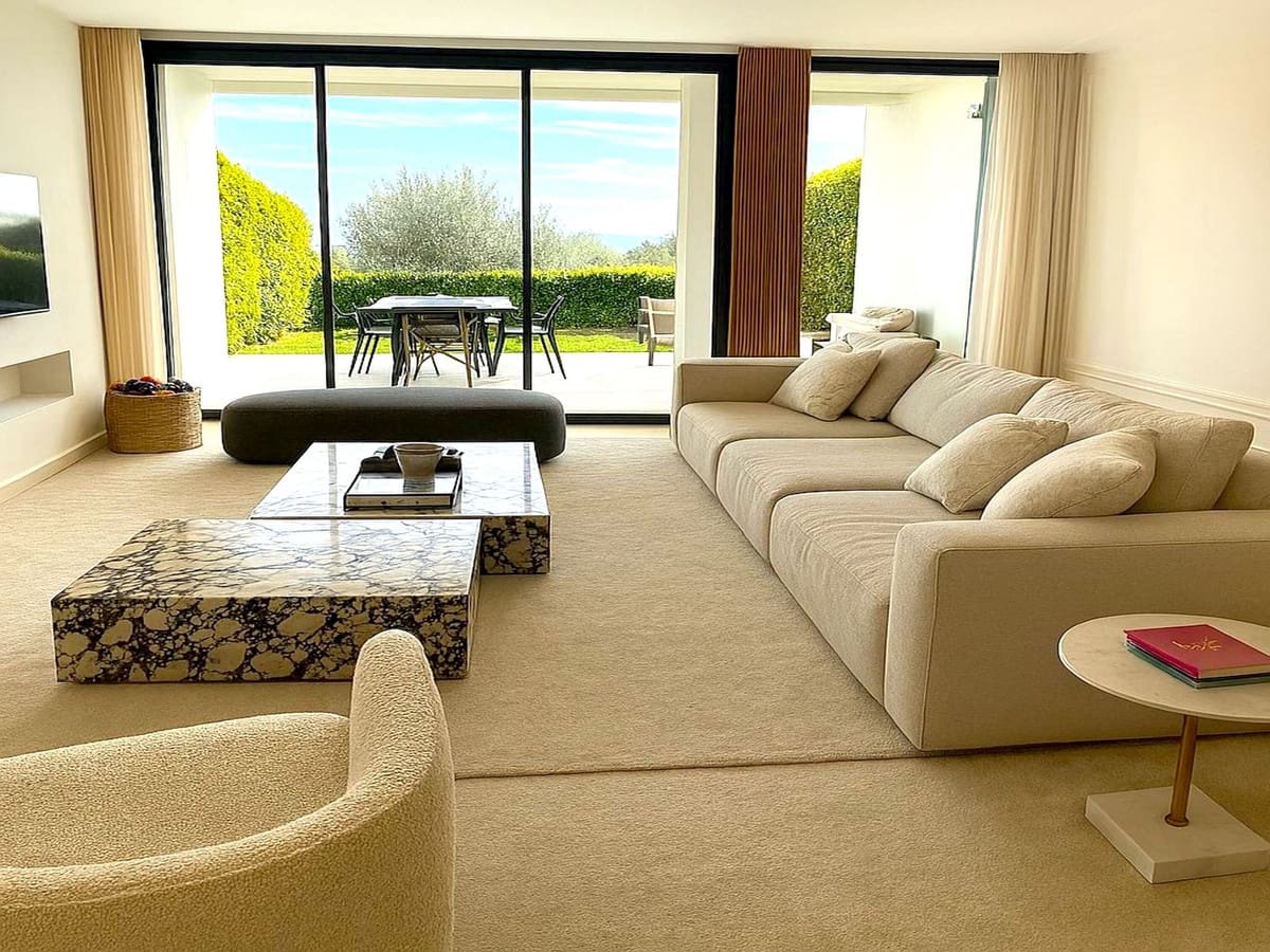 4 sovrum Radhus till salu i La Quinta med pool garage - 1 495 000 € (Ref: 9559744)