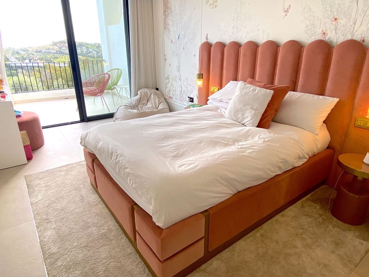 4 bedroom Terraced Villa for sale in La Quinta with pool garage - € 1,495,000 (Ref: 9559744)