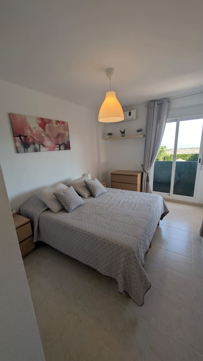 2 makuuhuone Ranta-asunto myytävänä paikassa Riviera del Sol mukana uima-altaan 
autotalli - 295 000 € (Ref: 9585235)