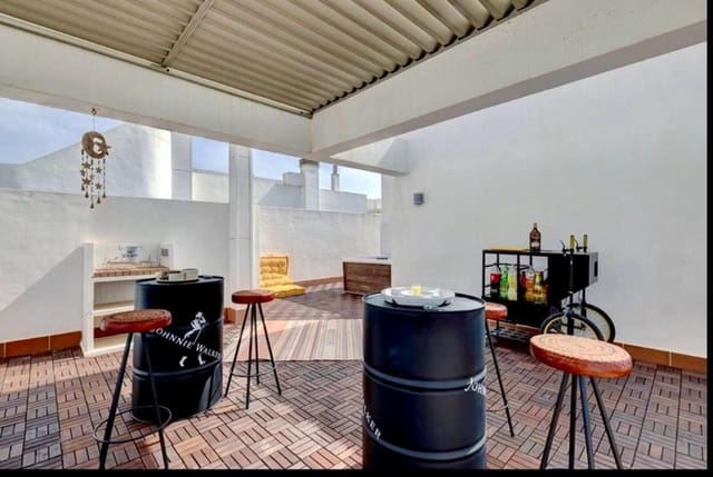 5 chambre Penthouse à vendre à La Cala de Mijas, Mijas avec piscine garage - 739 000 € (Ref: 9687539)